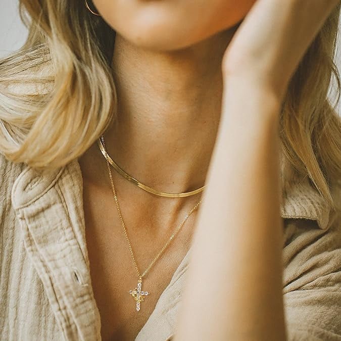👑✝️Simple Crown & Cross Pendant Choker Necklace - Image 4