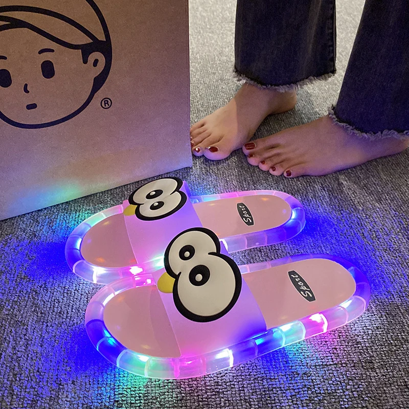 ๐ง 50% OFF NOW! ๐ก LED Cartoon Slippers โ Vibrant Light-Up Sole & Cute Penguin Design โ Flexible PVC & Easy Slip-On ๐ - Image 6