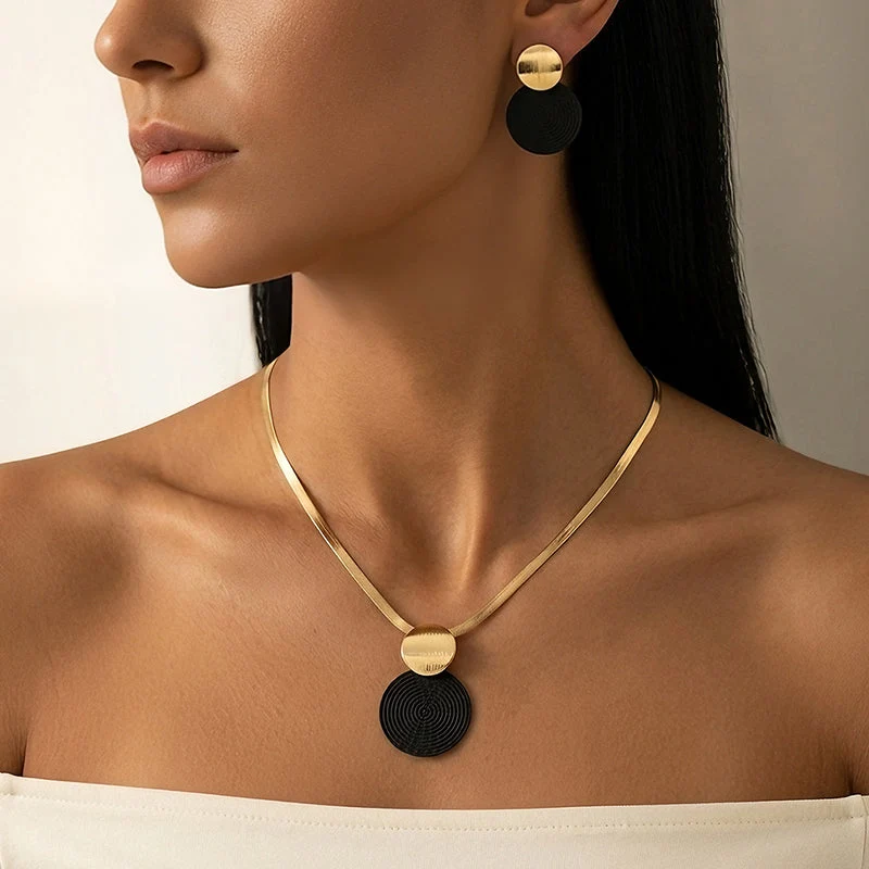 π 50% OFF NOW! β¨ Modern Chic Necklace & Earring Set β Gold finish, geometric design & lightweight β perfect for daily elegance or gifting π« - Image 8